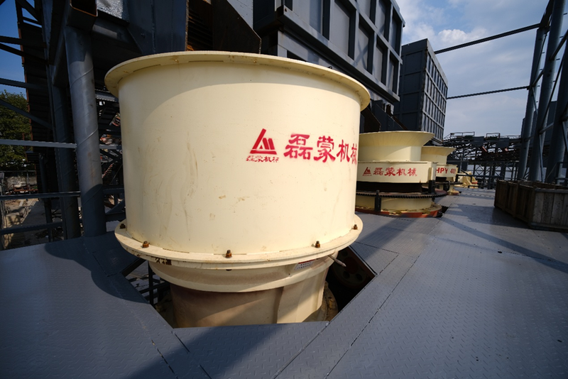 Leimeng single-cylinder hydraulic cone crusher for secondary and fine crushing in mining projects